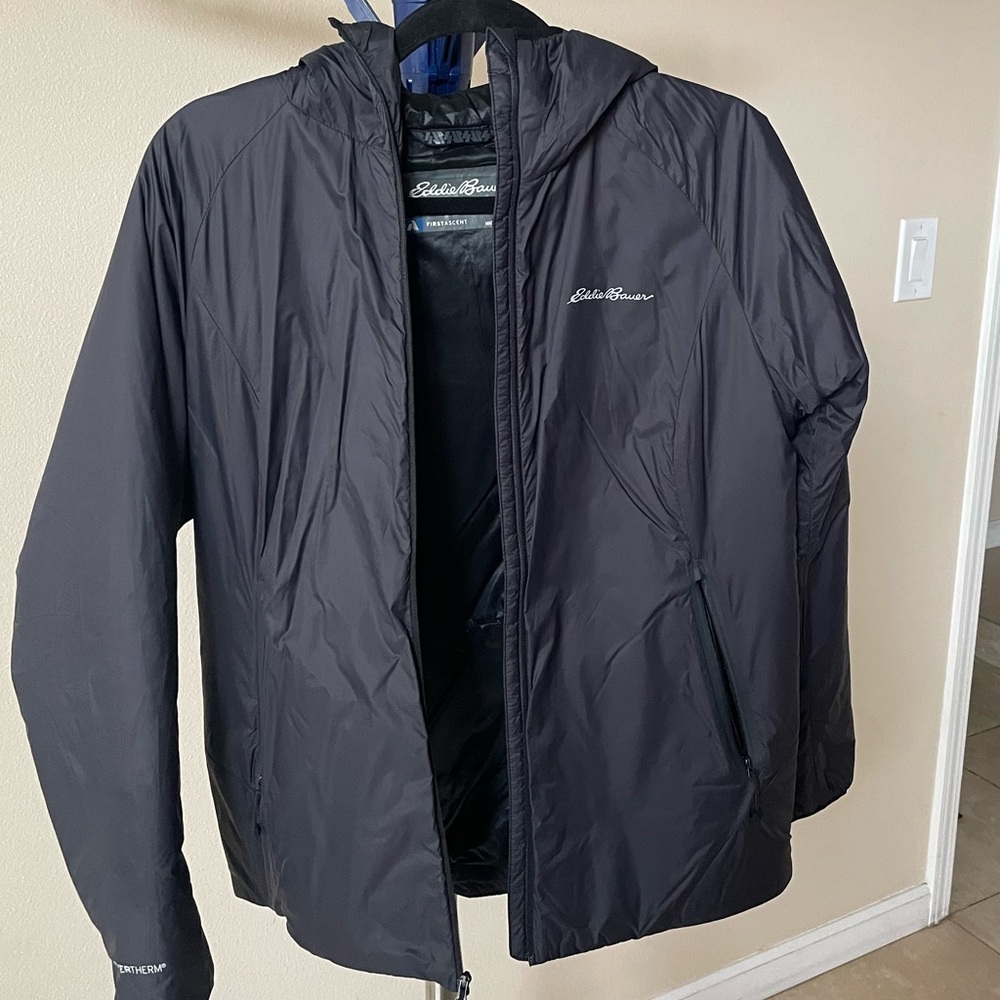 Eddie Bauer Firstascent packable down jacket, black. Medium